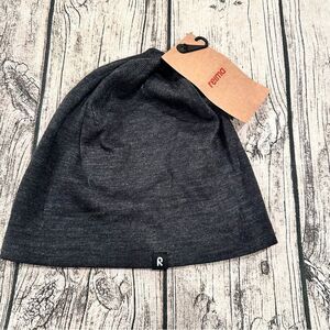 NWT Reima 100% Wool Dark Gray Beanie; Size 7-14 years; Gorpcore; Finnish; Scandi
